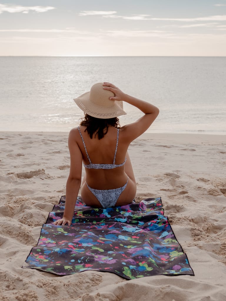 Sand Free Towels Surf Splatter